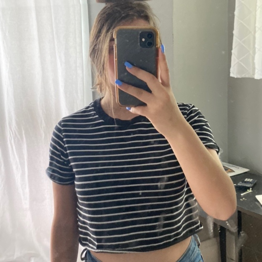 forever 21 cropped stripped tee